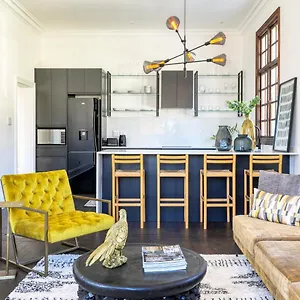 Secure & Central: With Views Of Table Mountain , Cape Town South Africa